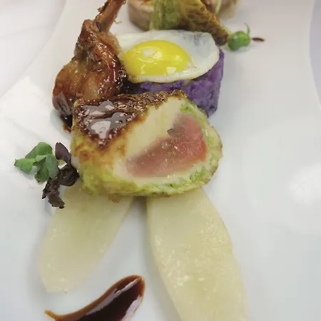 小鹿酒店 酒店 4*