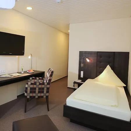 Hotel Hirschen 4*