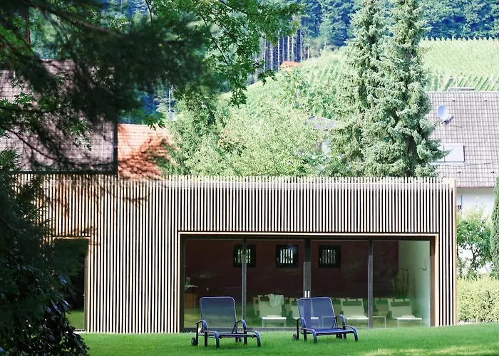 Hirschen Otel Glottertal